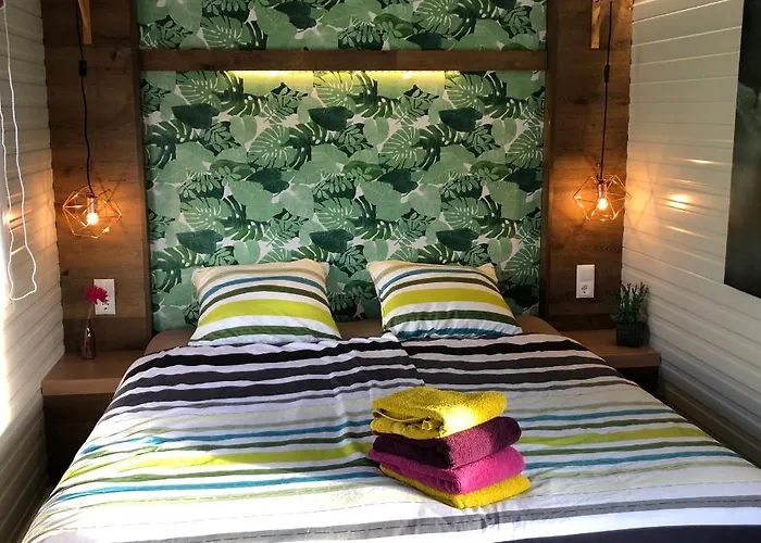 Dunez Men Only Bed & Breakfast