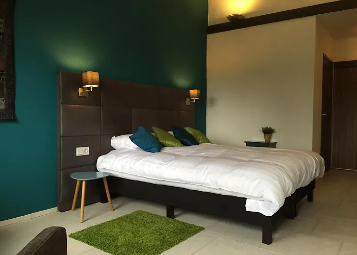 Bed & Breakfast Dunez Men Only *