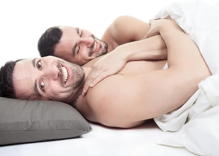 Dunez Men Only Bed & Breakfast